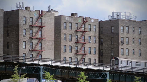 4 Train leaving 161st st subway station at Yankee Stadium - elevated p – NY  Clips